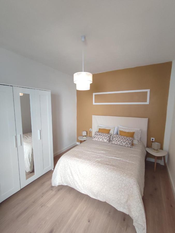 La Casona Vivienda Uso Turistico Recien Reformada En El Centro De Vilagarcia. Vilagarcia de Arousa Ngoại thất bức ảnh